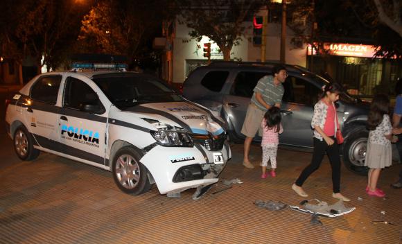 Chocó un patrullero Chocó un patrullero