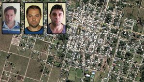 De acorralados y casi presos, a allanar las casas del entorno De acorralados y casi presos, a allanar las casas del entorno