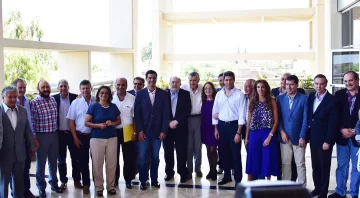 El miércoles Rogelio Frigerio recibirá a gobernadores por 15% de coparticipación El miércoles Rogelio Frigerio recibirá a gobernadores por 15% de coparticipación