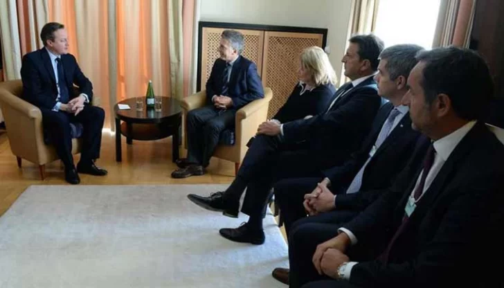 Macri se reunió con Cameron Macri se reunió con Cameron