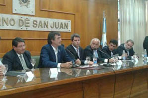 Esteban Bullrich: “En los últimos años se quiso mitificar de mala manera a Sarmiento” Esteban Bullrich: “En los últimos años se quiso mitificar de mala manera a Sarmiento”