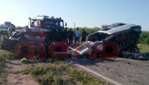 Cuatro muertos en un choque frontal en Santiago del Estero Cuatro muertos en un choque frontal en Santiago del Estero