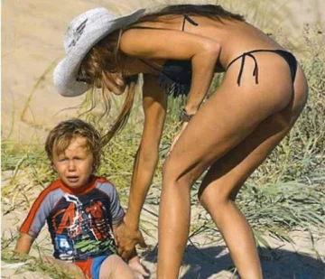 Su look en la playa Su look en la playa