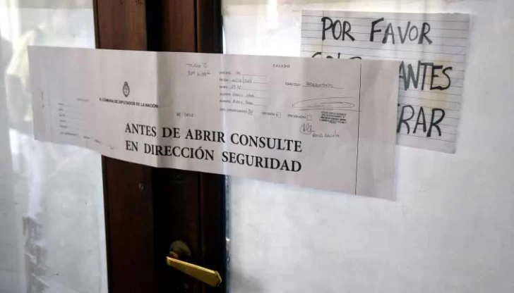 Por orden del presidente de Diputados clausuraron el despacho de Máximo Kirchner Por orden del presidente de Diputados clausuraron el despacho de Máximo Kirchner