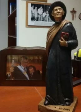 El Brochero que tomó forma en un monasterio, a la cordillera El Brochero que tomó forma en un monasterio, a la cordillera