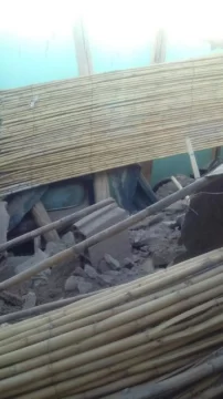 Se les cayó el techo y se salvaron de milagro Se les cayó el techo y se salvaron de milagro