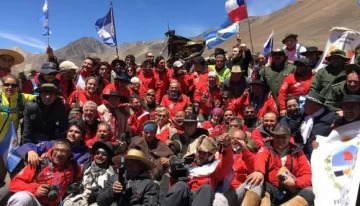 El discurso de Macri tuvo su eco en el acto en el límite con Chile El discurso de Macri tuvo su eco en el acto en el límite con Chile