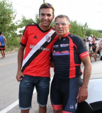Los Tivani y el lazo más fuerte que es el ciclismo Los Tivani y el lazo más fuerte que es el ciclismo