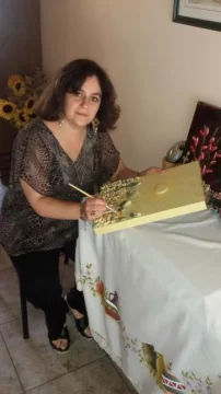 “Cuando digo que junto y pinto piedras, la gente me mira raro” “Cuando digo que junto y pinto piedras, la gente me mira raro”