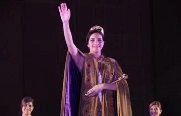 Reina, desde la tierra del Moscatel Reina, desde la tierra del Moscatel