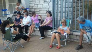 Espectáculo final: la venta de entradas arranca este viernes y hay gente desde anoche haciendo cola Espectáculo final: la venta de entradas arranca este viernes y hay gente desde anoche haciendo cola