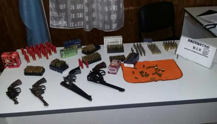 Detuvieron a un hombre sospechado de vender y alquilar armas a delincuentes Detuvieron a un hombre sospechado de vender y alquilar armas a delincuentes