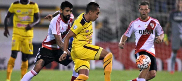 El campeón debutó goleando El campeón debutó goleando