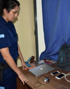 Cae preso por un arrebato y dos robos Cae preso por un arrebato y dos robos