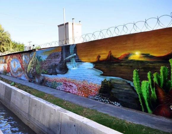 Más murales callejeros Más murales callejeros