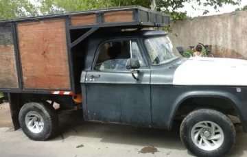 Sustrajeron la camioneta a un trabajador Sustrajeron la camioneta a un trabajador