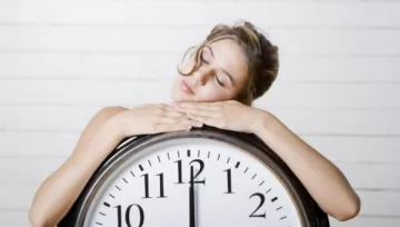 Posponer la alarma del despertador 10 minutos perjudica su salud Posponer la alarma del despertador 10 minutos perjudica su salud