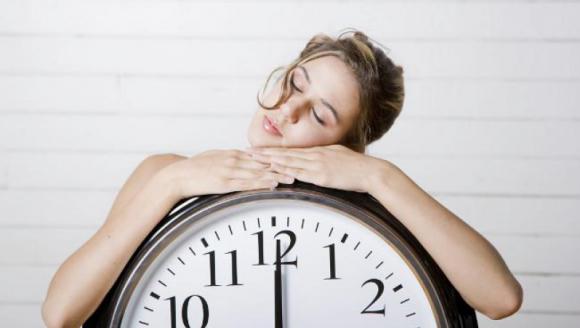 Posponer la alarma del despertador 10 minutos perjudica su salud Posponer la alarma del despertador 10 minutos perjudica su salud