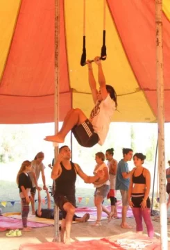 Acampe provincial de cirqueros Acampe provincial de cirqueros