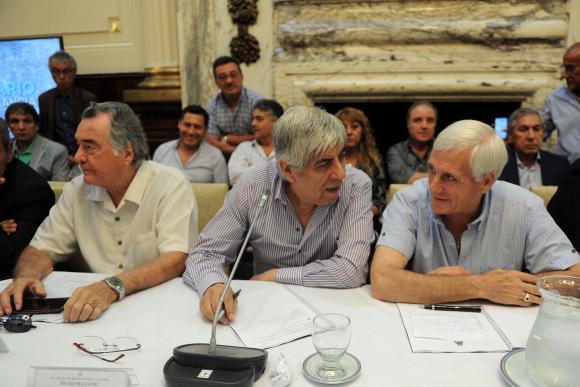 Sindicales piden frenar despidos Sindicales piden frenar despidos