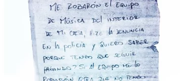 El insólito “escrito” que presentó un cliente para no seguir pagando el minicomponente que le robaron El insólito “escrito” que presentó un cliente para no seguir pagando el minicomponente que le robaron