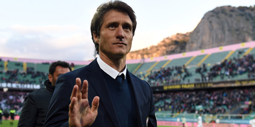 Guillermo Barros Schelotto es el nuevo DT de Boca y se espera que debute frente a Racing Guillermo Barros Schelotto es el nuevo DT de Boca y se espera que debute frente a Racing