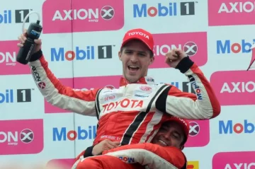 Matías Rossi se impuso de punta a punta en la carrera de Rosario Matías Rossi se impuso de punta a punta en la carrera de Rosario