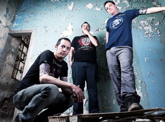 Con todo el poder del rock Con todo el poder del rock