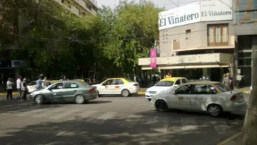 Ahora dicen que el martes se reúnen remises y Gobierno Ahora dicen que el martes se reúnen remises y Gobierno