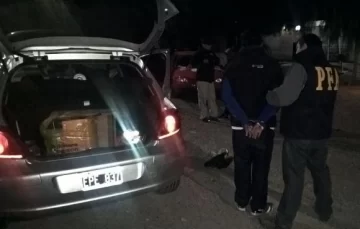 Hallan droga con ayuda de un perro Hallan droga con ayuda de un perro