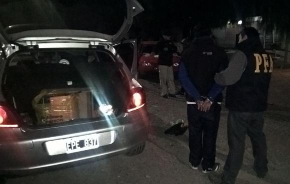 Hallan droga con ayuda de un perro Hallan droga con ayuda de un perro