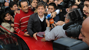 Kicillof presentó un escrito y se negó a responder preguntas Kicillof presentó un escrito y se negó a responder preguntas