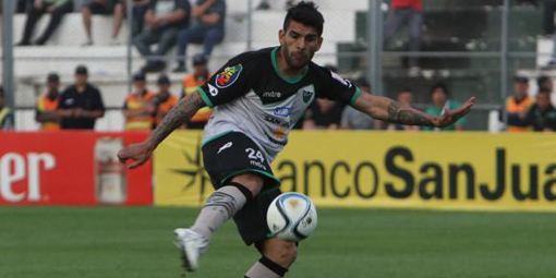 Requisa en celda de represores: celulares, vinos y un consolador Requisa en celda de represores: celulares, vinos y un consolador