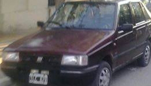 Robaron un auto frente a una reconocida peluquería de Capital Robaron un auto frente a una reconocida peluquería de Capital