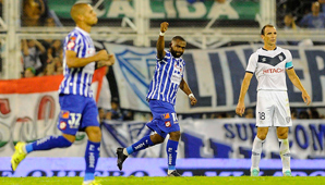 Godoy Cruz goleó de visitante a Vélez y es puntero Godoy Cruz goleó de visitante a Vélez y es puntero
