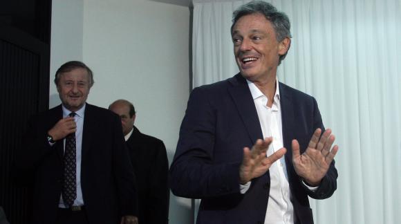 Gobierno pide que no haya despidos por ochenta días Gobierno pide que no haya despidos por ochenta días