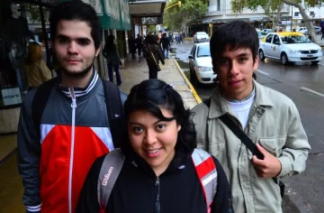 Por los altos precios, se sale menos y se compra lo justo Por los altos precios, se sale menos y se compra lo justo