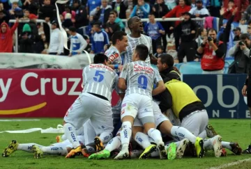 Godoy Cruz y San Lorenzo definirán en la última fecha Godoy Cruz y San Lorenzo definirán en la última fecha