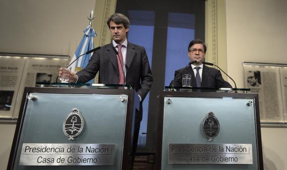 Dos ministros de Macri, en San Juan por el túnel Dos ministros de Macri, en San Juan por el túnel