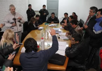 Rechazaron el llamado a consulta y hubo festejos Rechazaron el llamado a consulta y hubo festejos