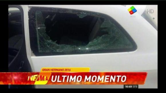 La ex de un participante de GH le destrozó el auto La ex de un participante de GH le destrozó el auto