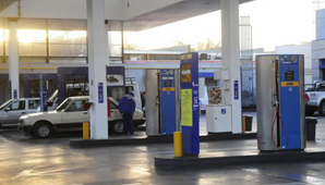 Rige el aumento de un 10% para combustibles en todo el país Rige el aumento de un 10% para combustibles en todo el país