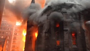 Increíble incendio en una catedral de Nueva York Increíble incendio en una catedral de Nueva York