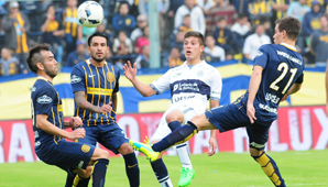 Gimnasia dejó a Central casi afuera de la lucha por el título Gimnasia dejó a Central casi afuera de la lucha por el título