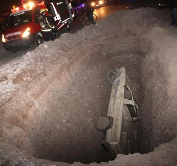 Cayó a una zanja de 5 metros y se salvó Cayó a una zanja de 5 metros y se salvó