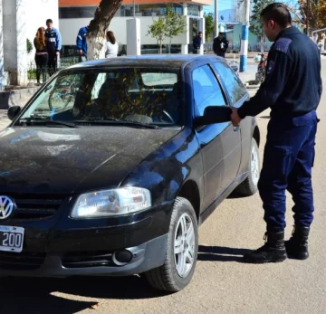 Asaltan a un distribuidor en la ruta y le roban $56.000 Asaltan a un distribuidor en la ruta y le roban $56.000