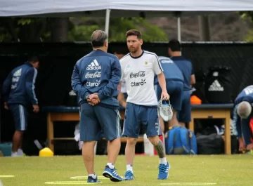Messi arrancó de suplente e ingresó en la segunda etapa Messi arrancó de suplente e ingresó en la segunda etapa