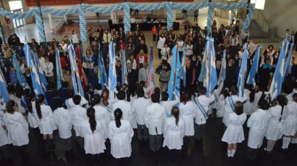 Pensar la nueva escuela Pensar la nueva escuela