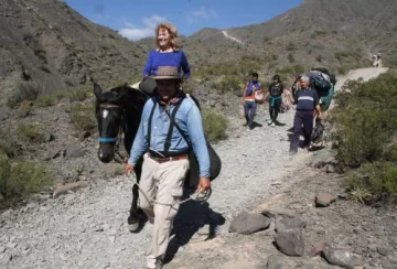 Buscan que se pueda subir en auto a las Sierras Azules Buscan que se pueda subir en auto a las Sierras Azules