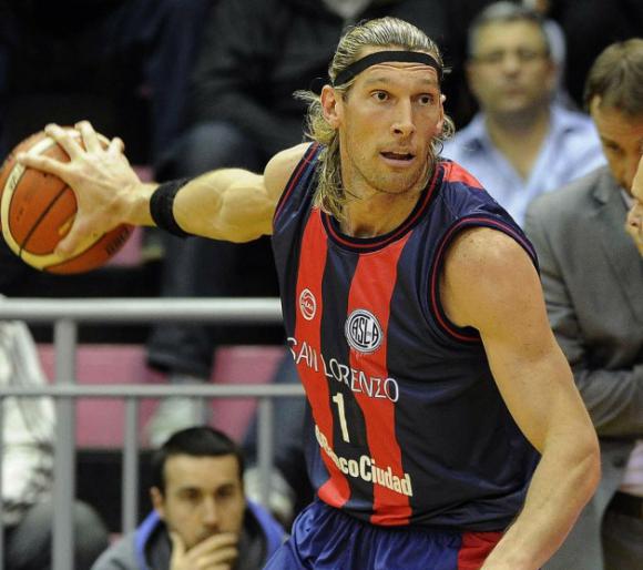 San Lorenzo a un pasito San Lorenzo a un pasito